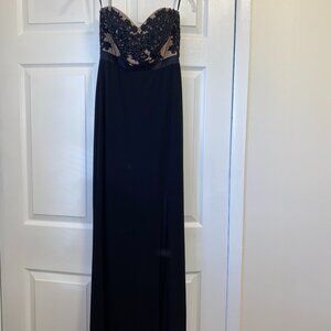 Long Strapless Prom/Homecoming Dress (Black, Size 1/2)